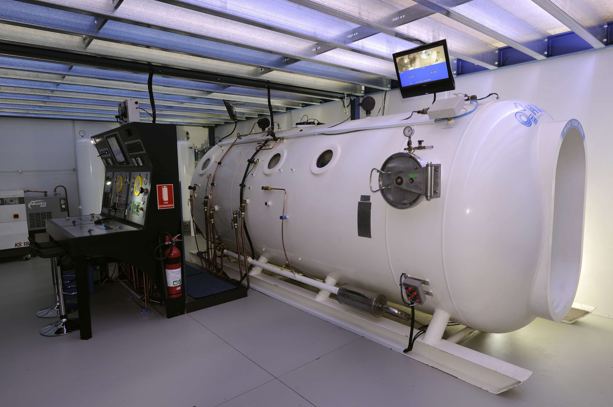 Twin Lock Hyperbaric Chamber